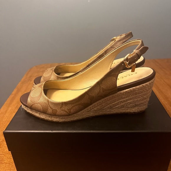 Like new, Coach wedges, size 7 - Picture 8 of 8